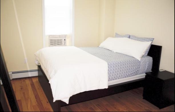 Park Slope Brownstone, Private Room, Private Bath New York